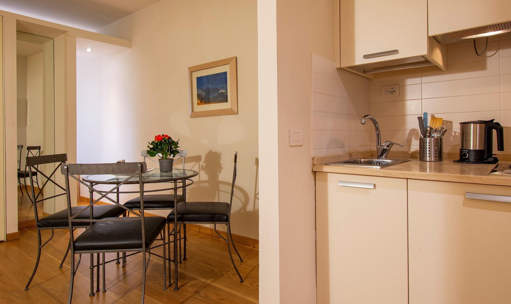 Relais Piazza Signoria Aparthotel Florence Exterior photo