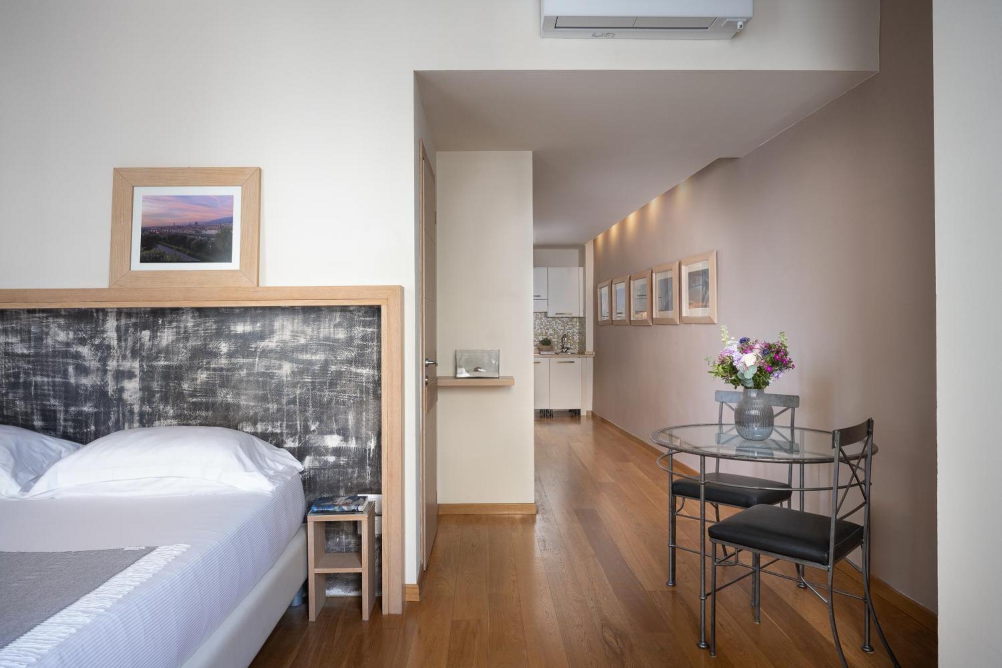 Relais Piazza Signoria Aparthotel Florence Exterior photo