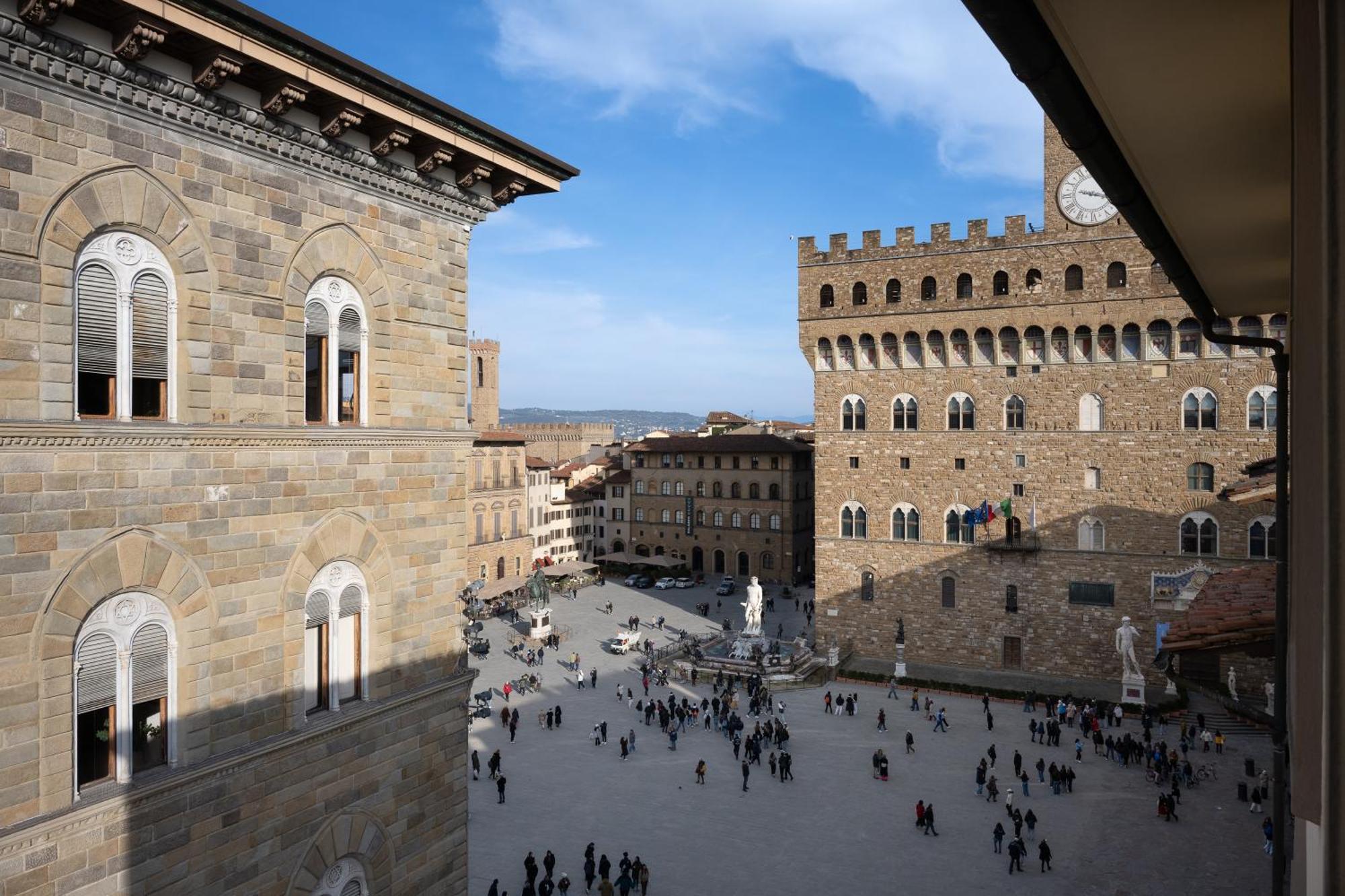Relais Piazza Signoria Aparthotel Florence Exterior photo