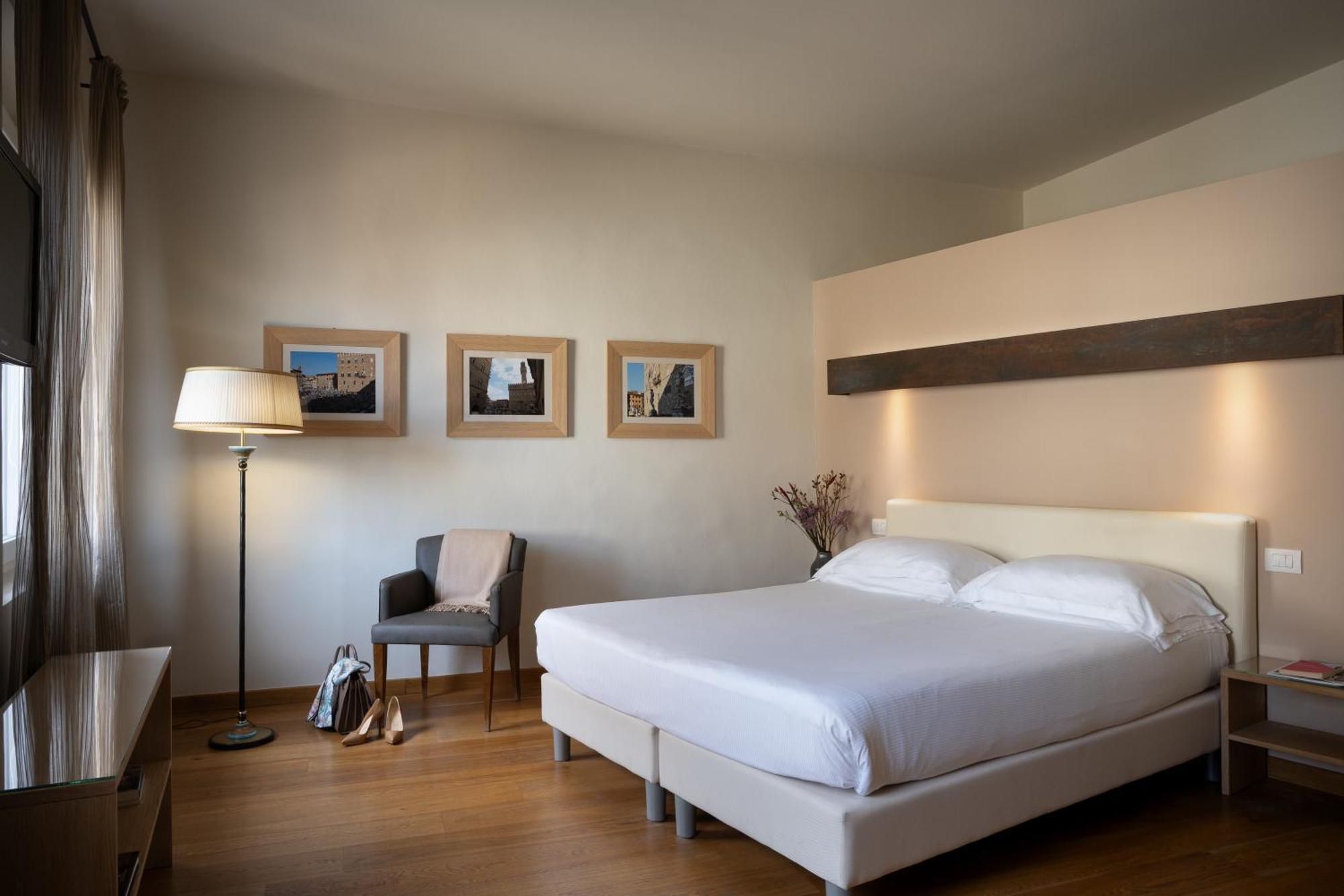 Relais Piazza Signoria Aparthotel Florence Exterior photo