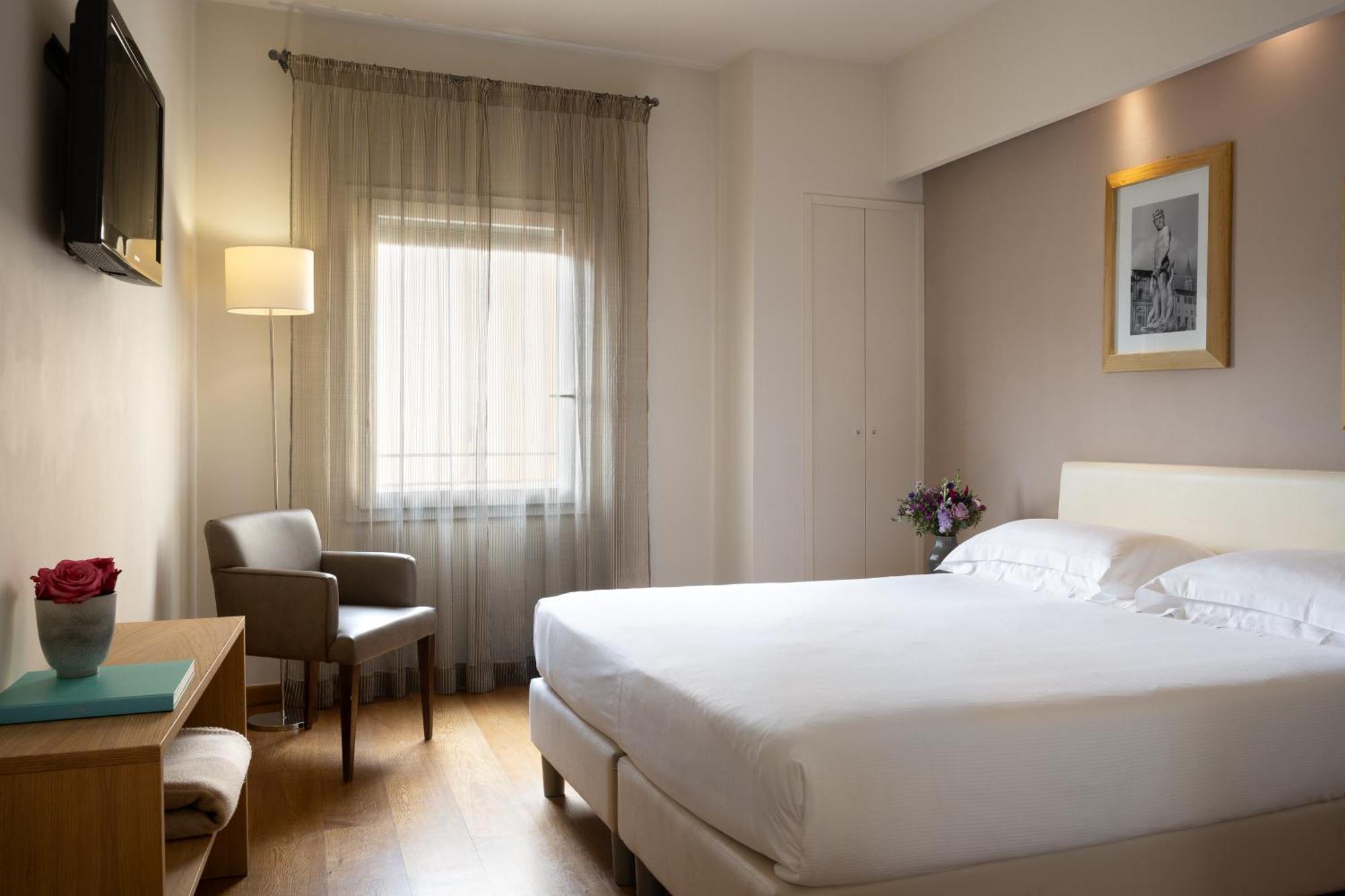 Relais Piazza Signoria Aparthotel Florence Exterior photo