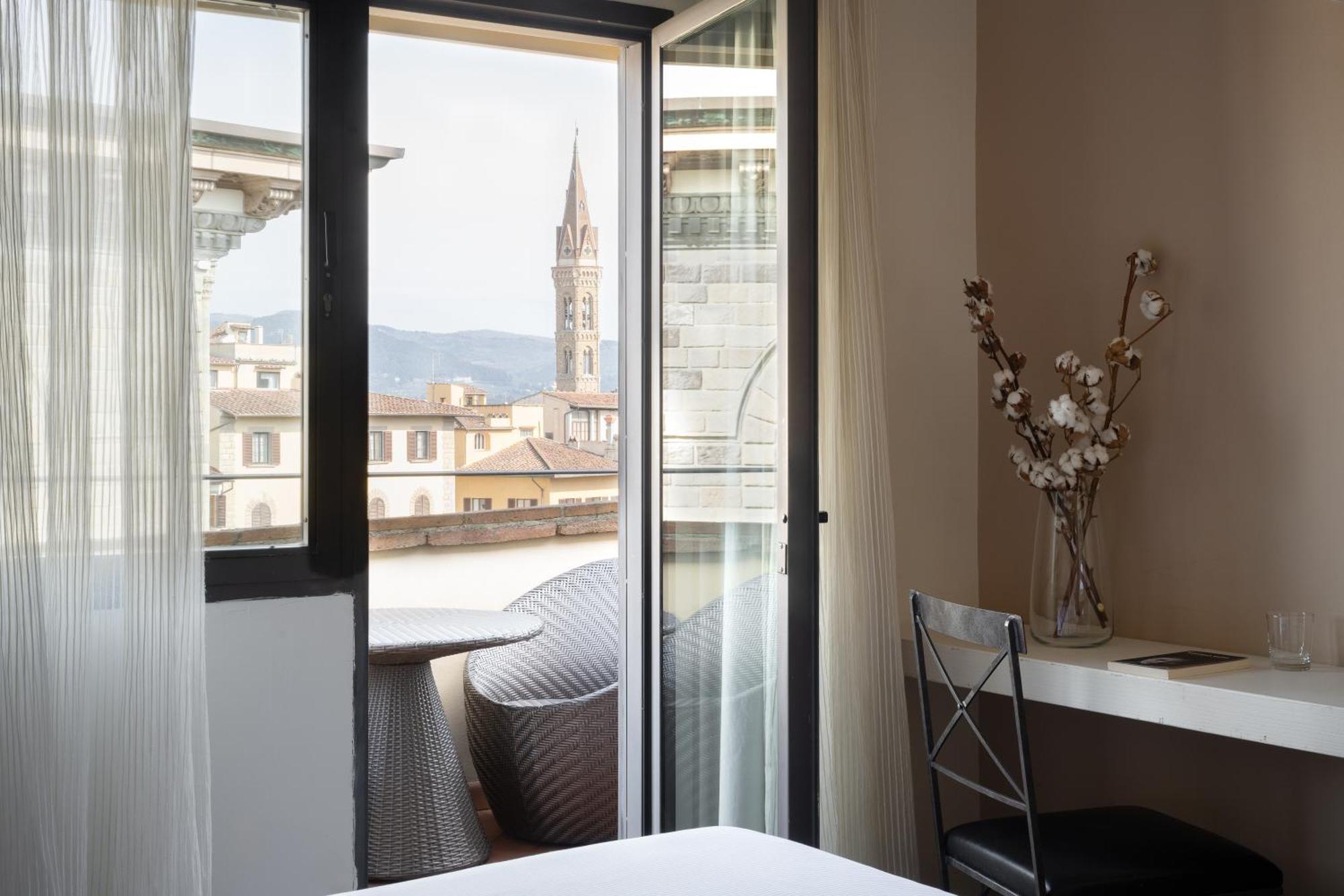 Relais Piazza Signoria Aparthotel Florence Exterior photo